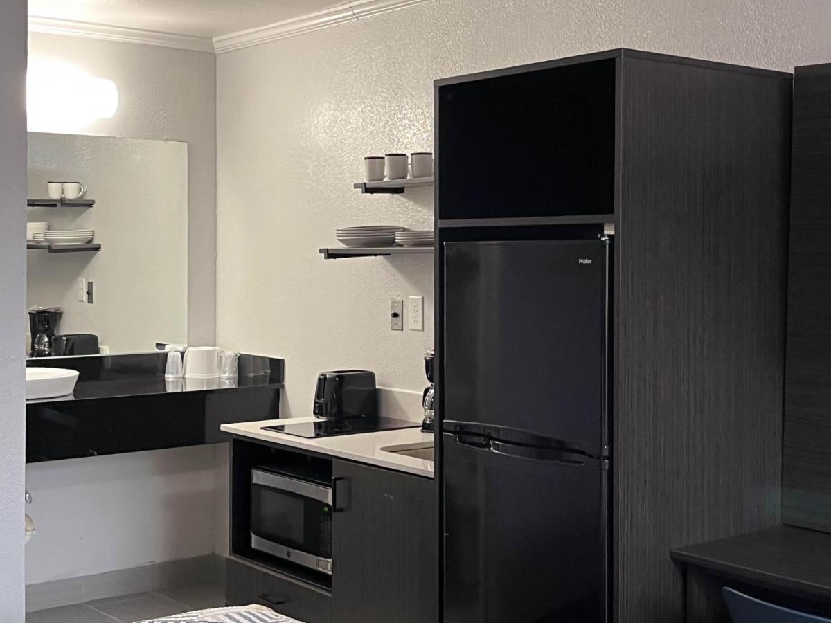 | Studio 6 Bay Minette AL