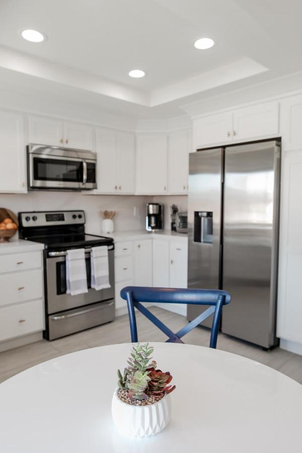  | PRESIDENTIAL SUITE MOUNTAIN/LAKE VIEWS w/HEATED POOLS- PGA WEST