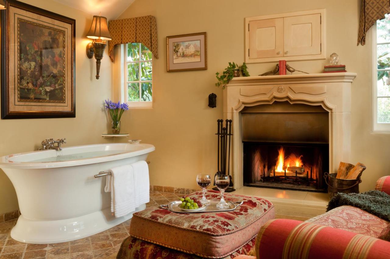 | Old Monterey Inn