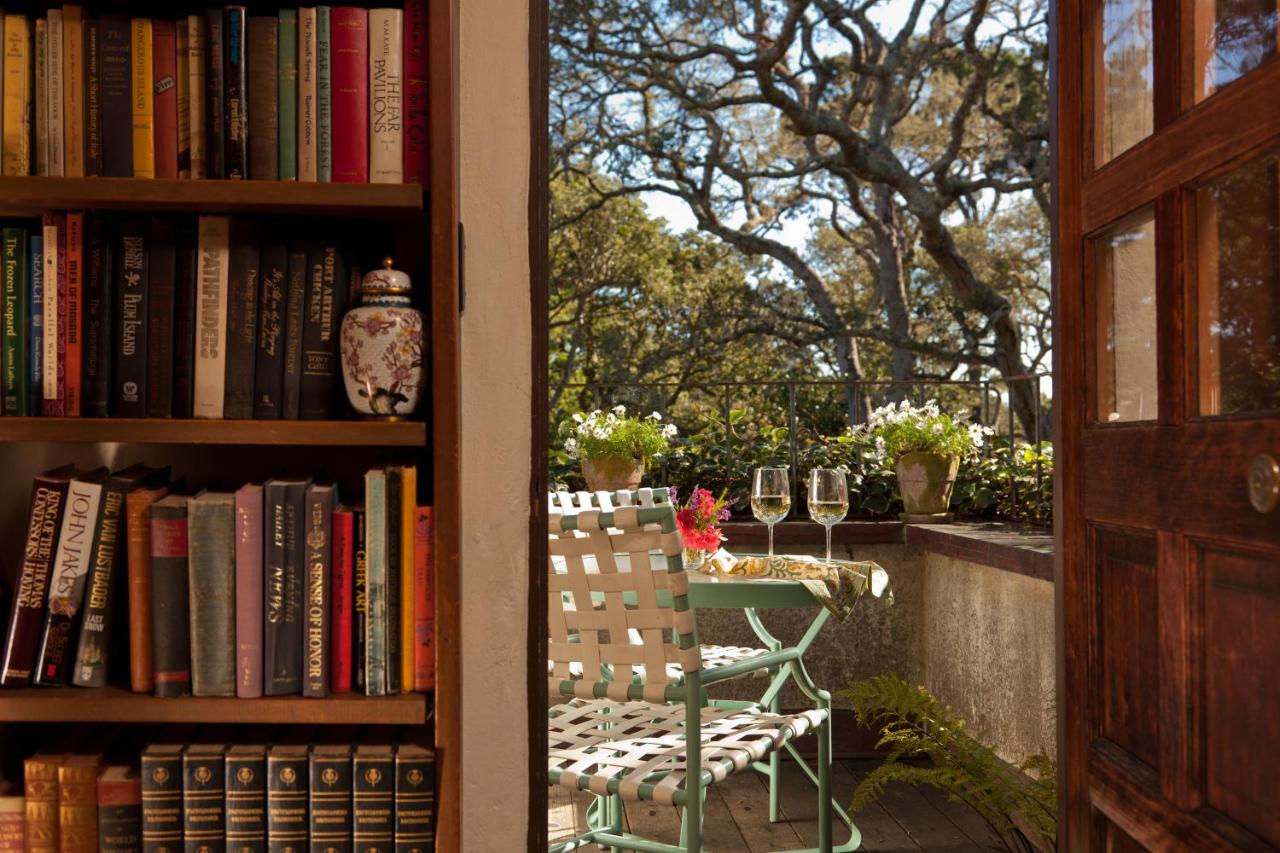 | Old Monterey Inn