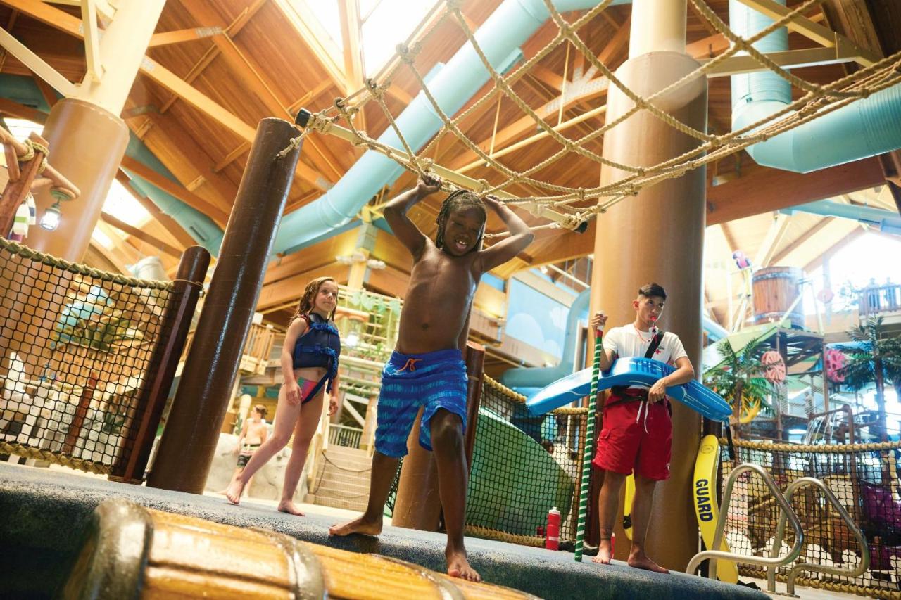 | Castaway Bay by Cedar Point Resorts