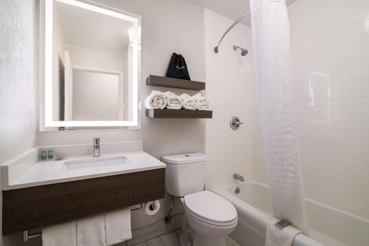 | Best Western Plymouth Inn-White Mountains