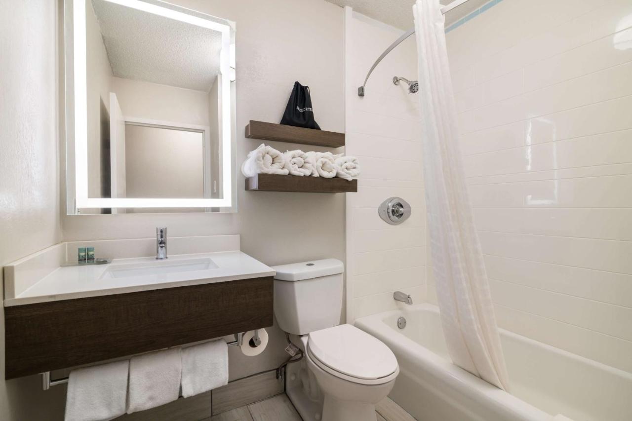 | Best Western Plymouth Inn-White Mountains