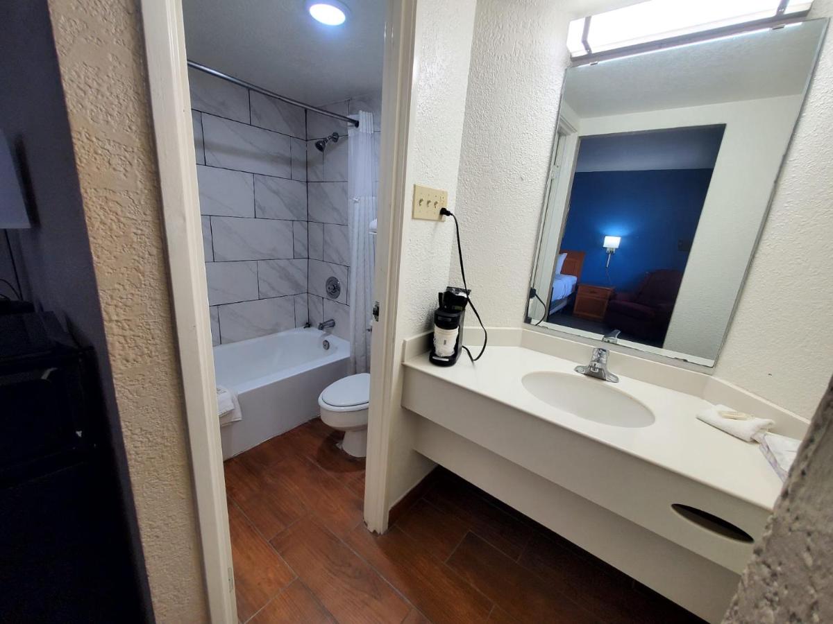 Deluxe Family Suite - Non-Smoking at Baymont by Wyndham Abilene