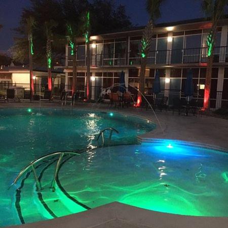 | Mother Earth Motor Lodge