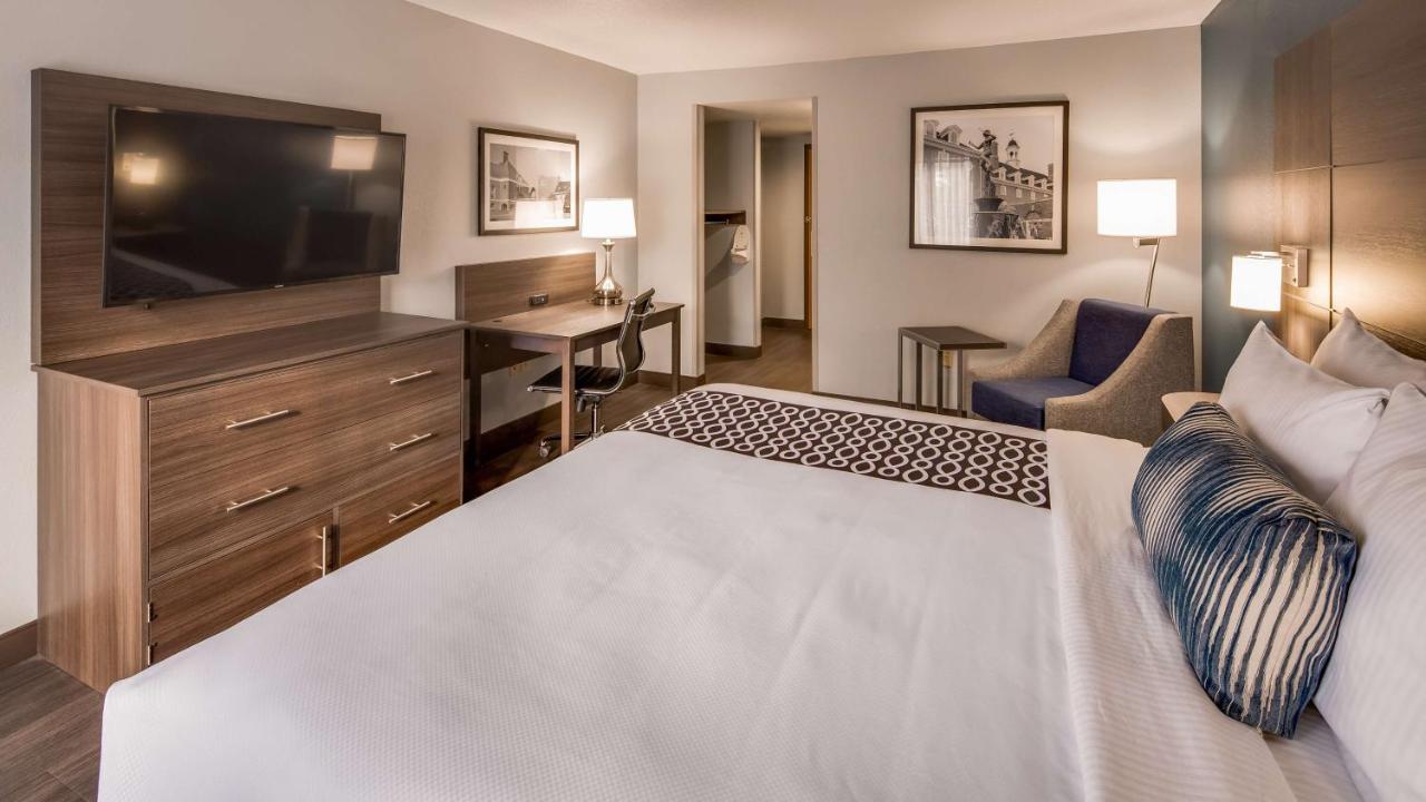 King Room at Best Western Plus Champaign/Urbana Inn