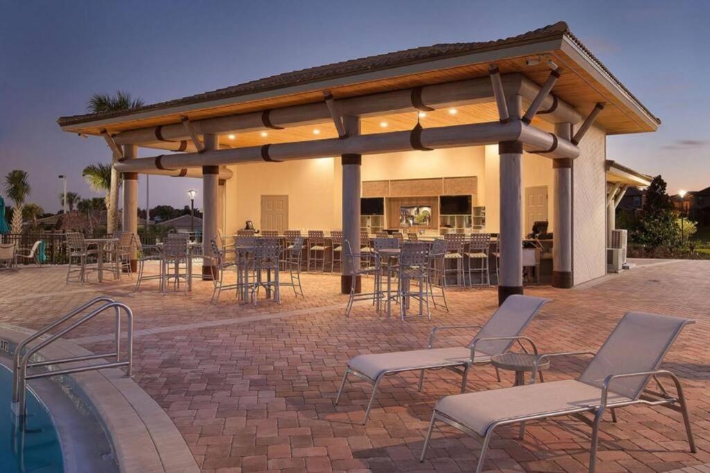| House Majestic, Luxury Villa, 6 bedroom/5 bathroom