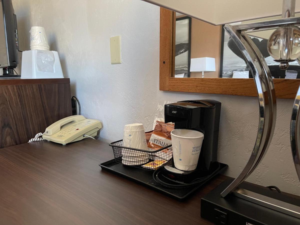 | Super 8 by Wyndham Ketchikan