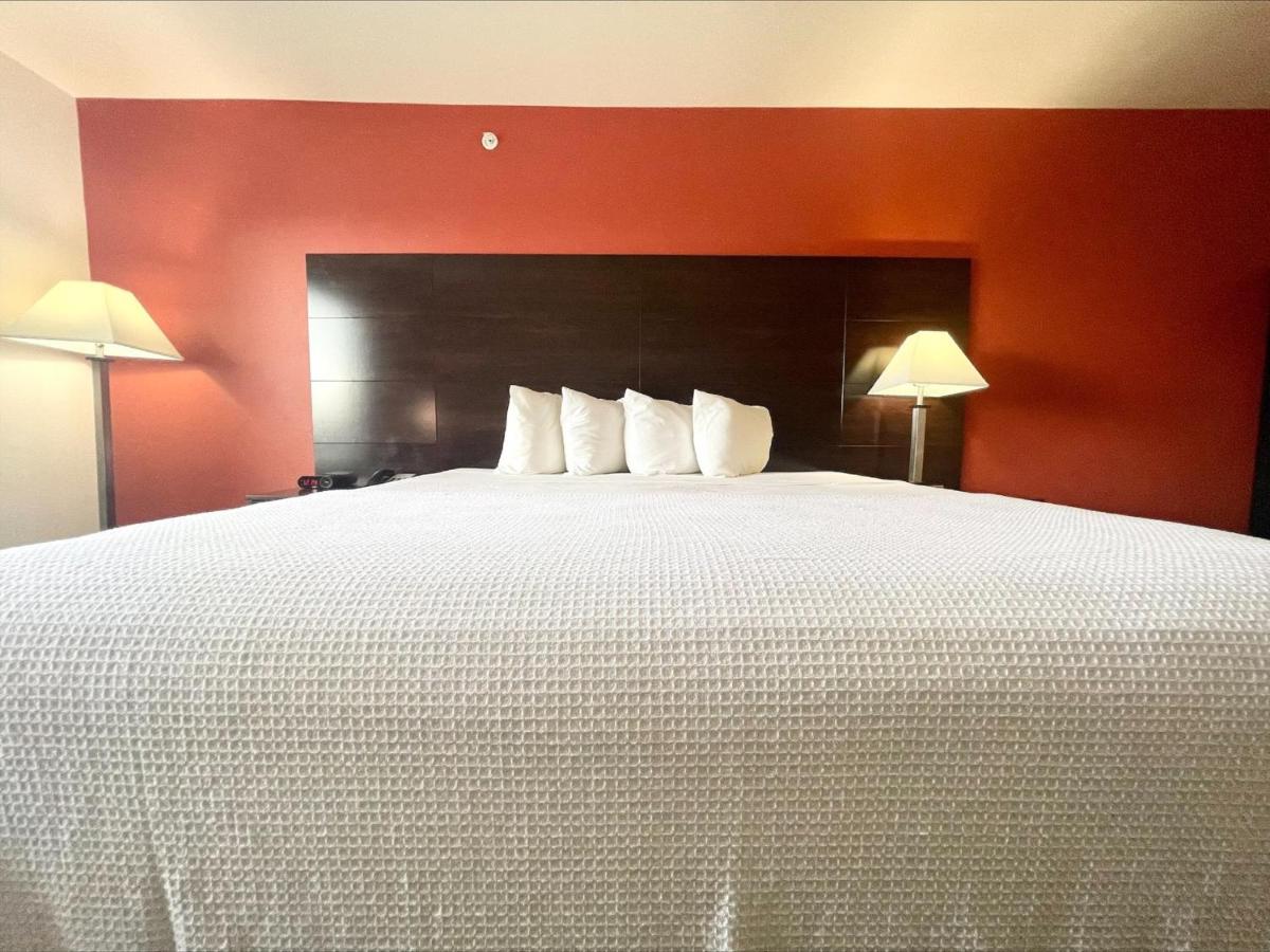 Deluxe King Suite at FairBridge Inn & Suites Cuero
