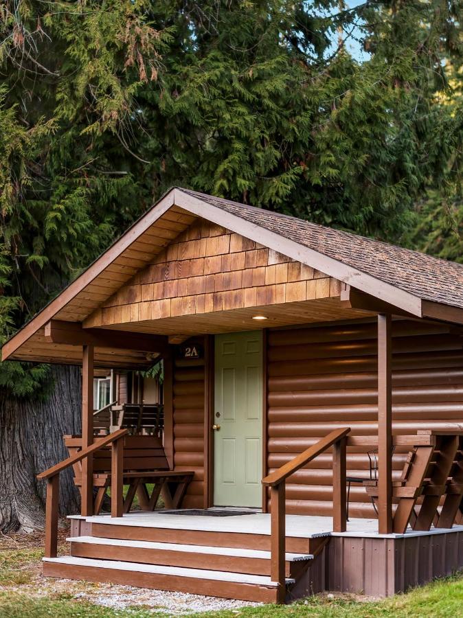 | Lochsa Lodge