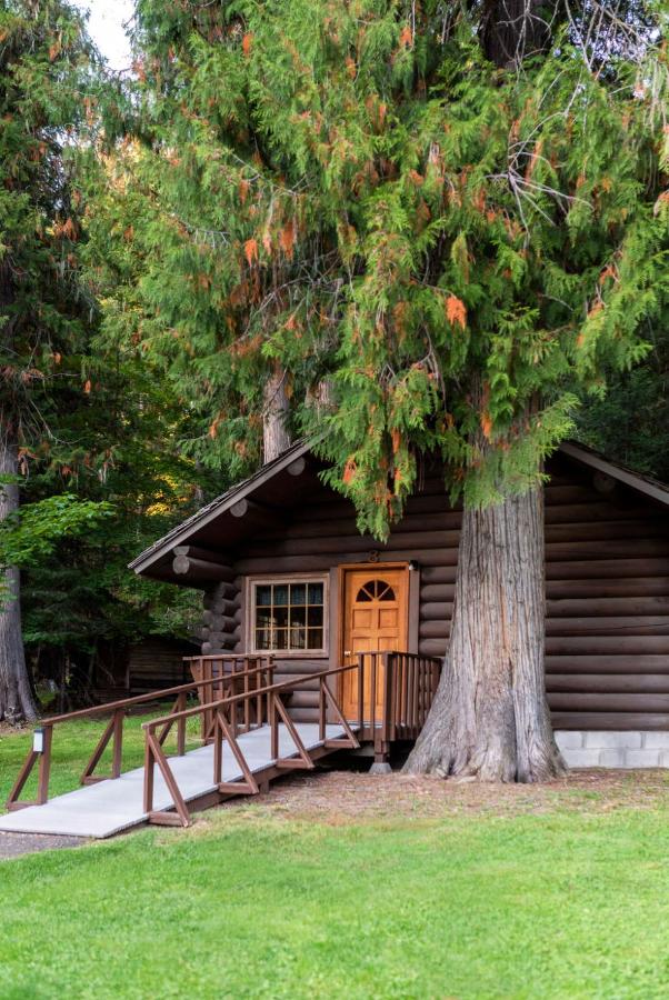 | Lochsa Lodge
