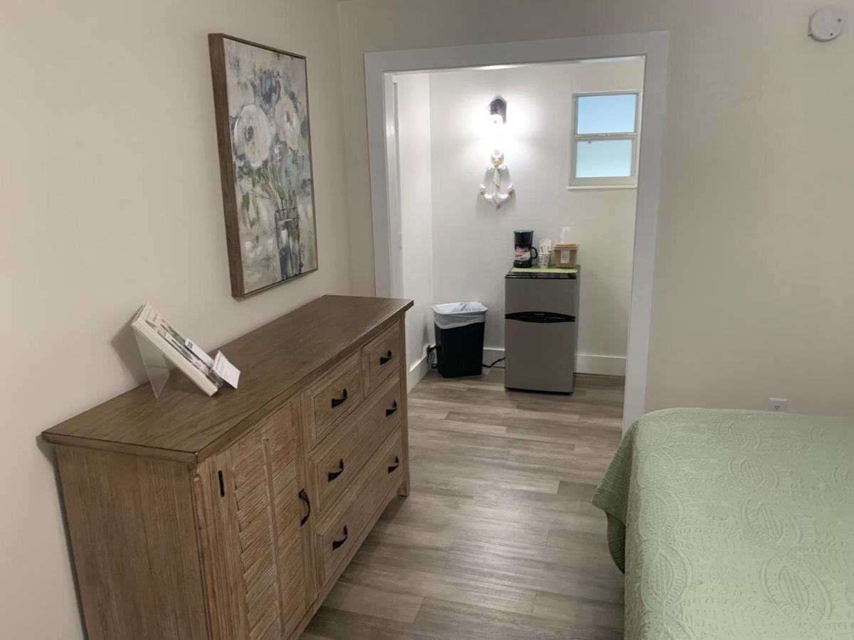 | Hontoon Landing Resort & Marina