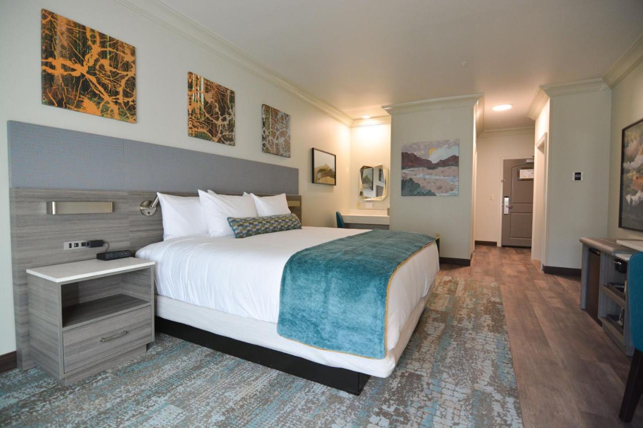 King Room at Blue Lake Casino & Hotel