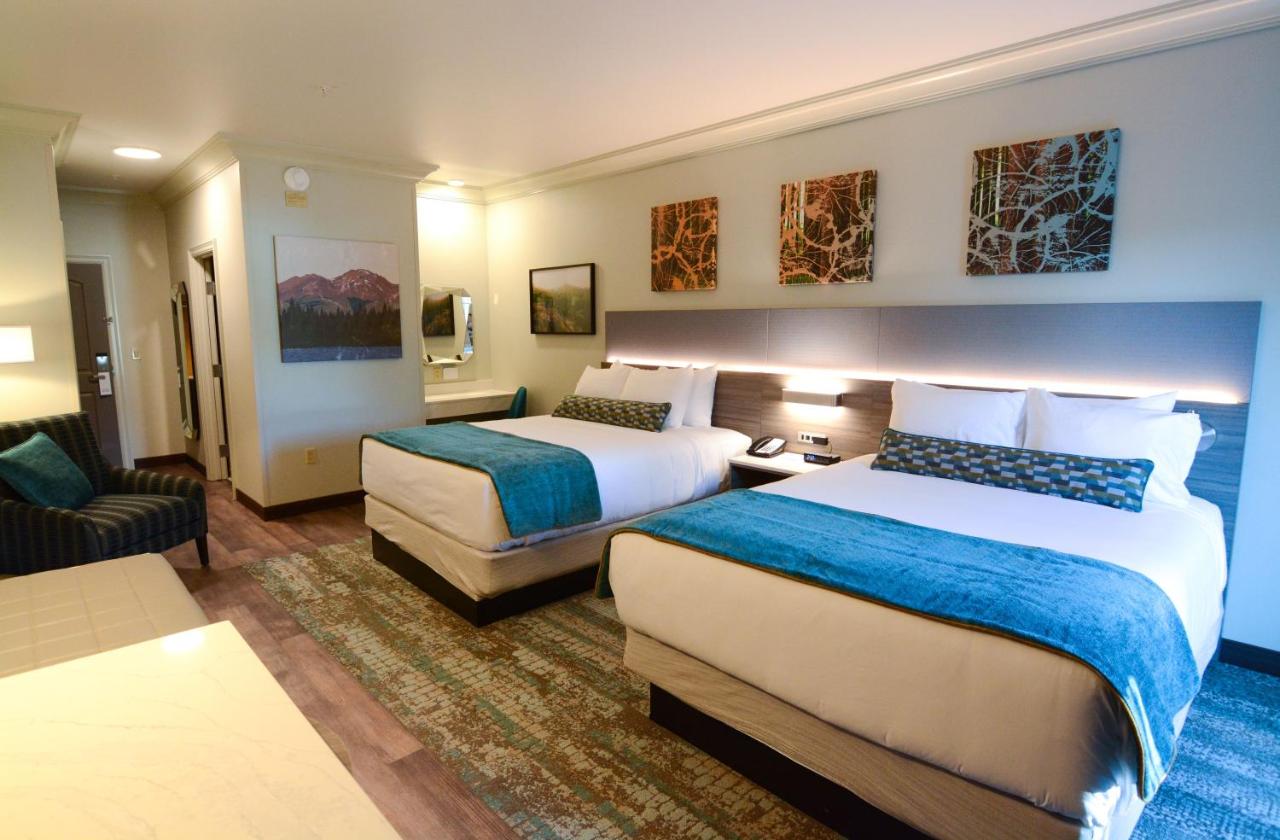 Queen Room with Two Queen Beds at Blue Lake Casino & Hotel