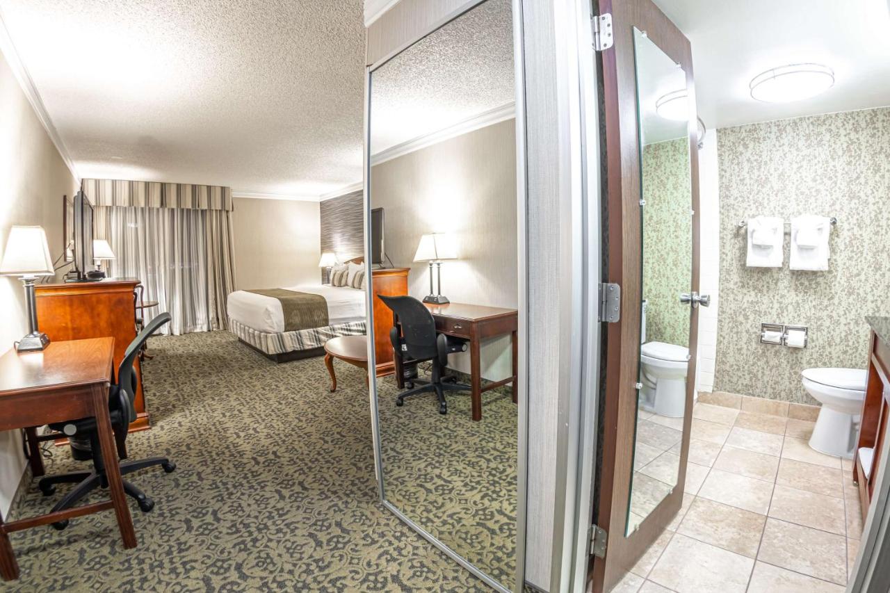 Salt Lake Plaza Hotel SureStay Collection by Best Western