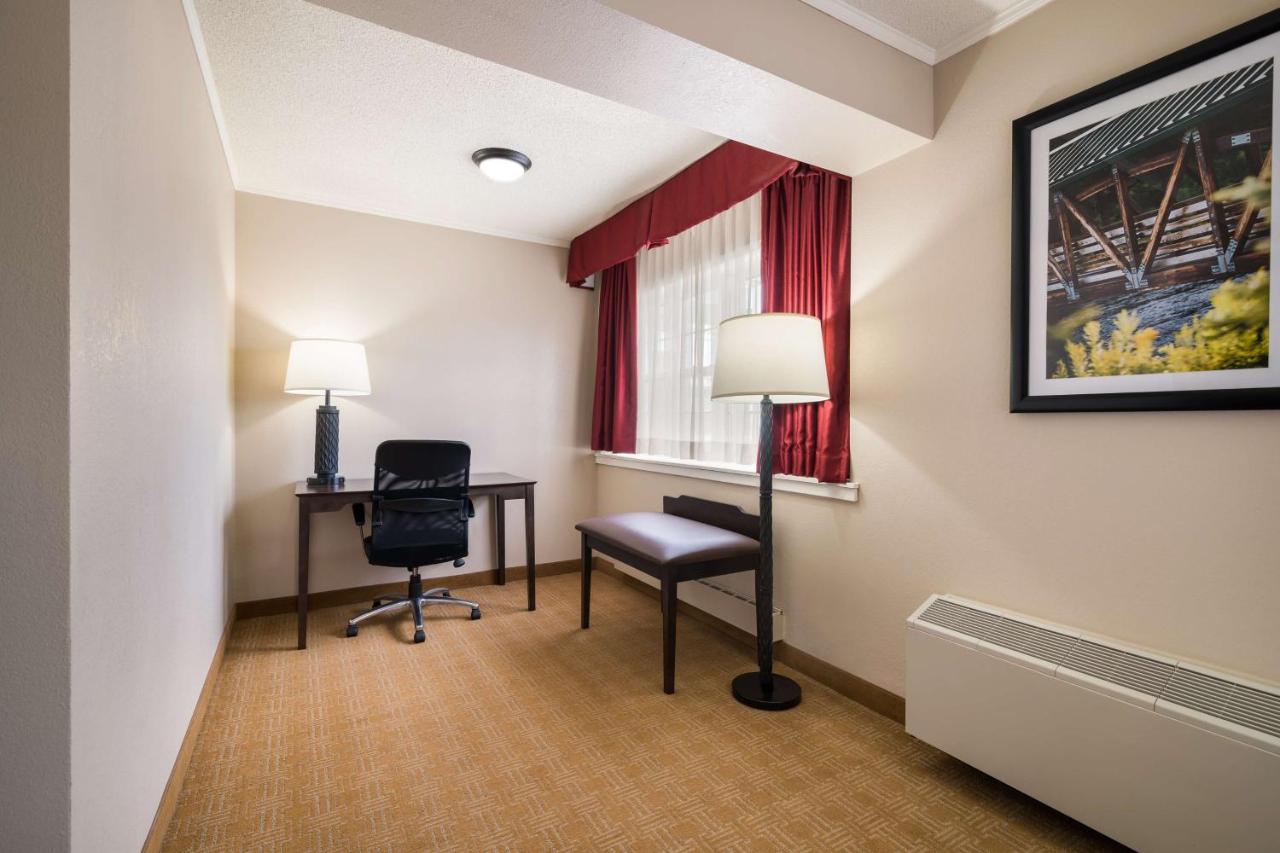 | Best Western University Inn