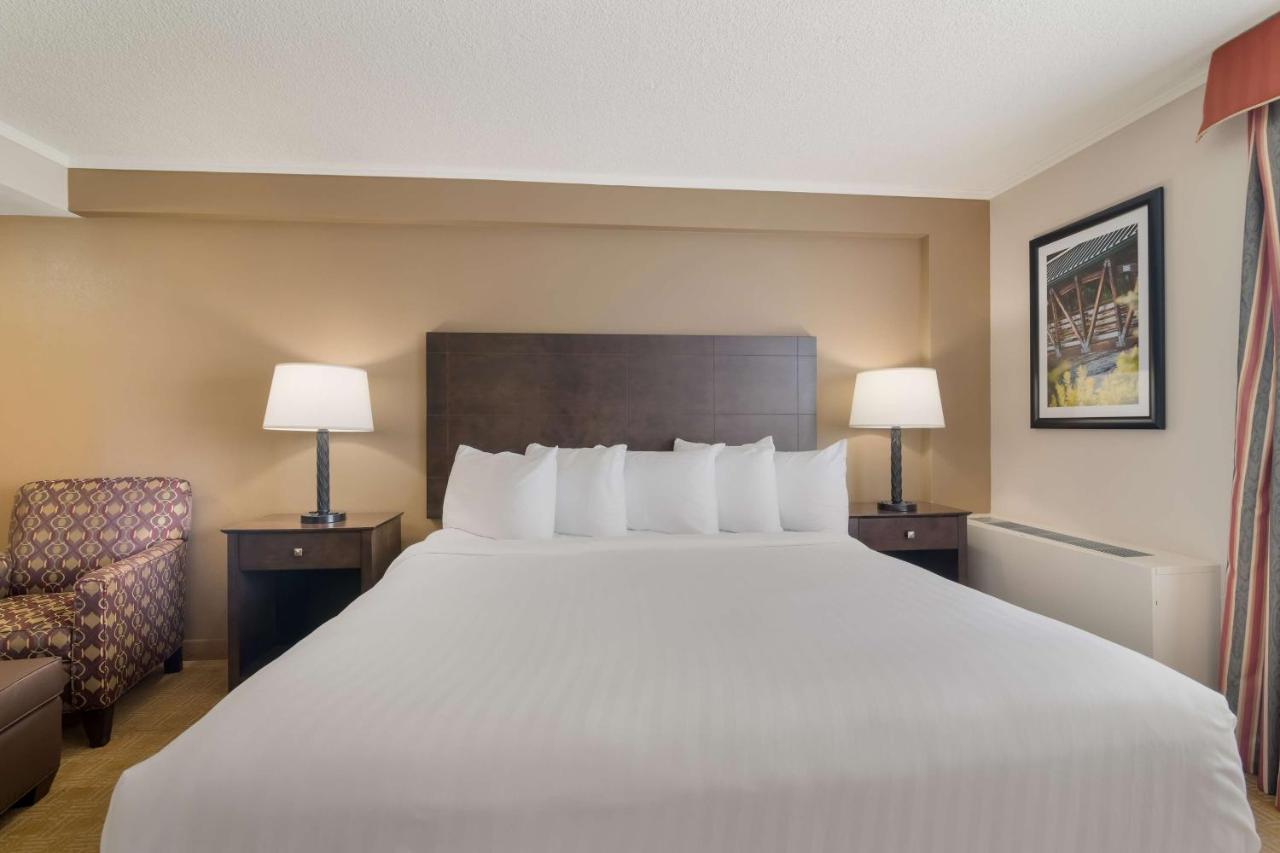 | Best Western University Inn