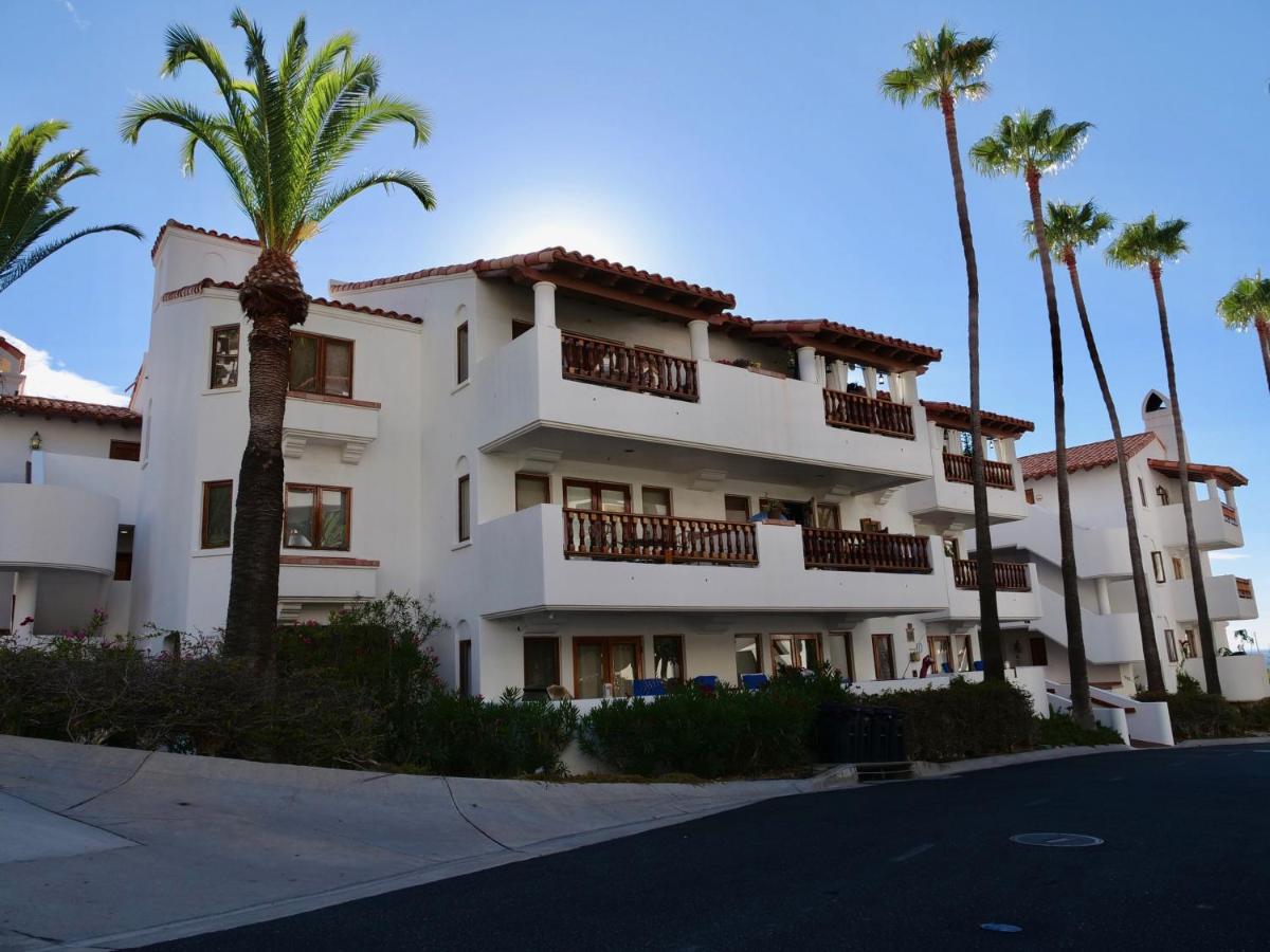 | Modern Hamilton Cove Villa w/golf cart