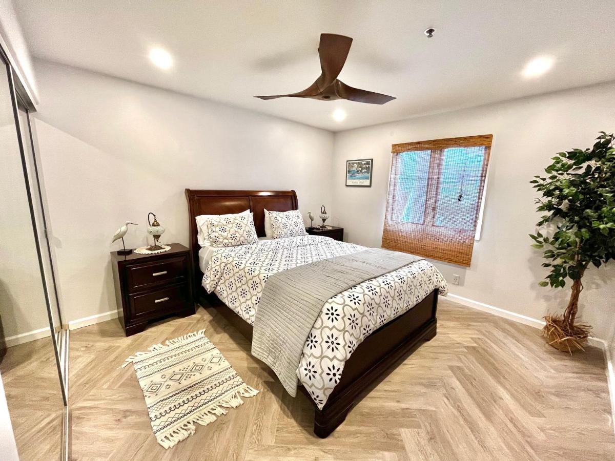 | Modern Hamilton Cove Villa w/golf cart