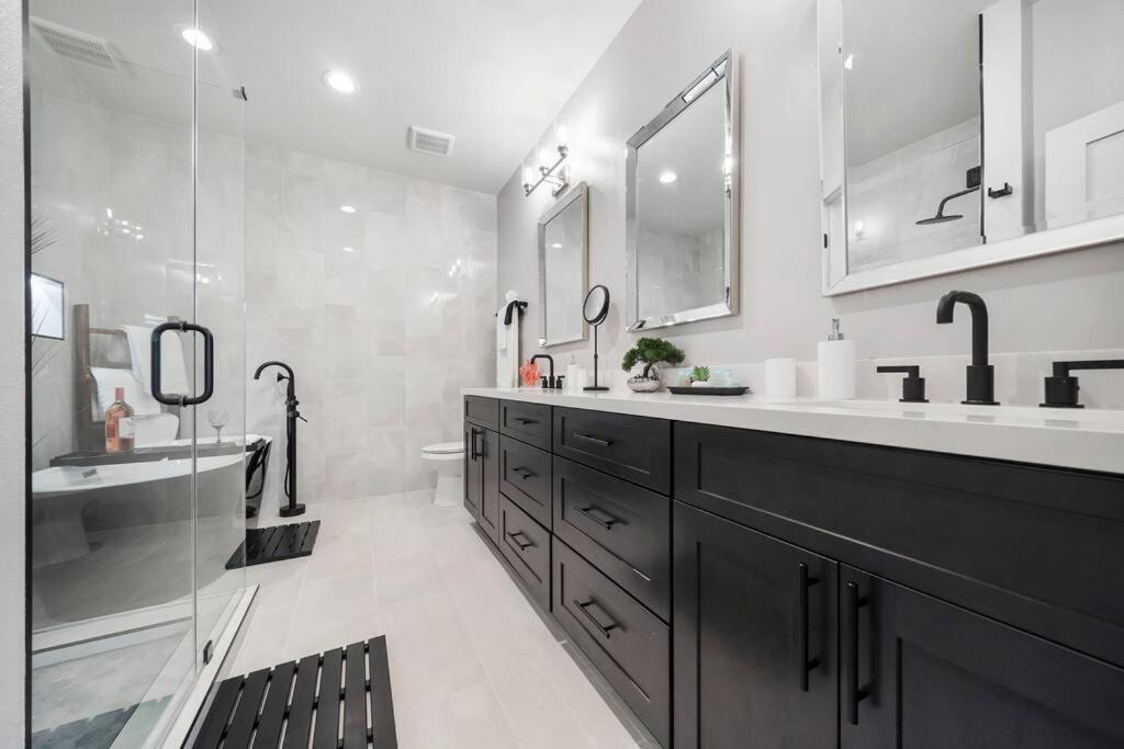 | New Two Unit Modern Luxury Home Centrally Located