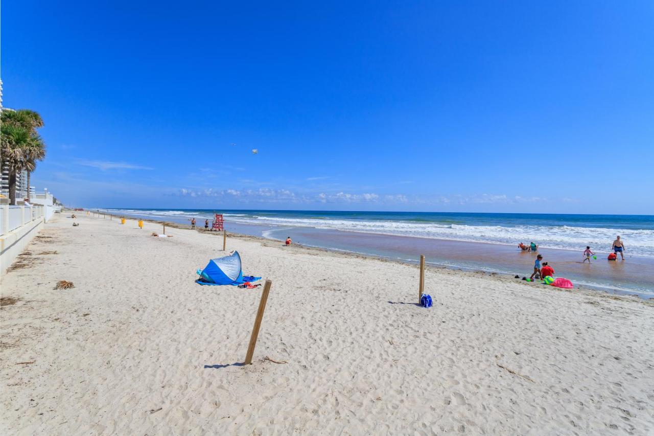  | Relaxing 1-Bedroom Oceanfront Condo With Pool