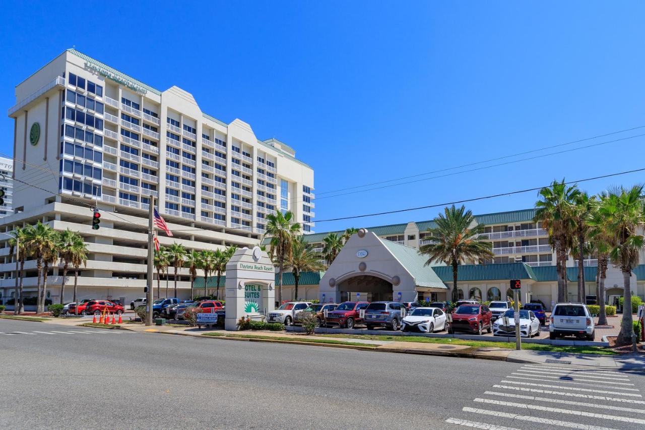  | Relaxing 1-Bedroom Oceanfront Condo With Pool
