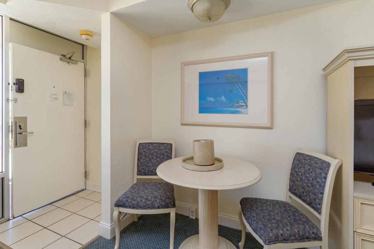  | Relaxing 1-Bedroom Oceanfront Condo With Pool