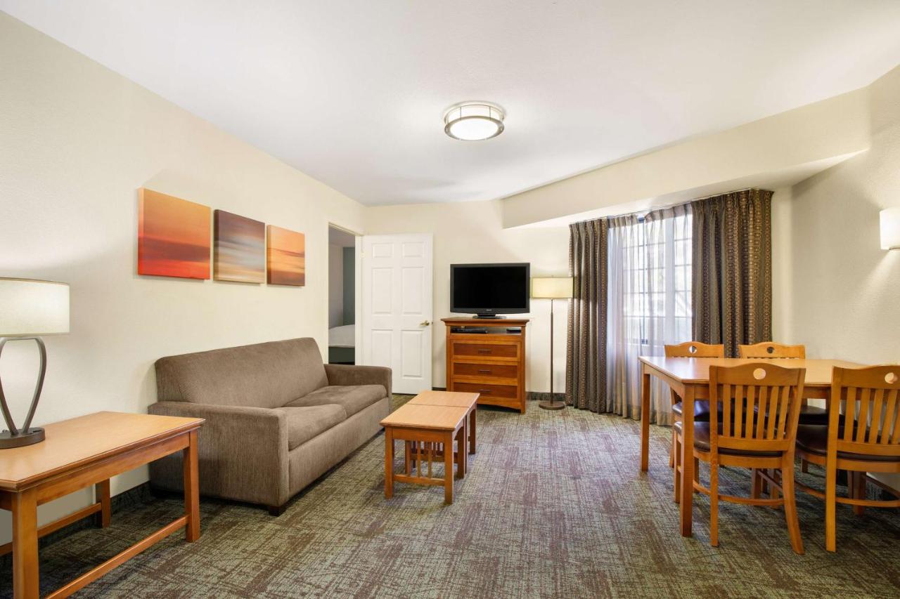 | Sonesta ES Suites San Diego - Rancho Bernardo
