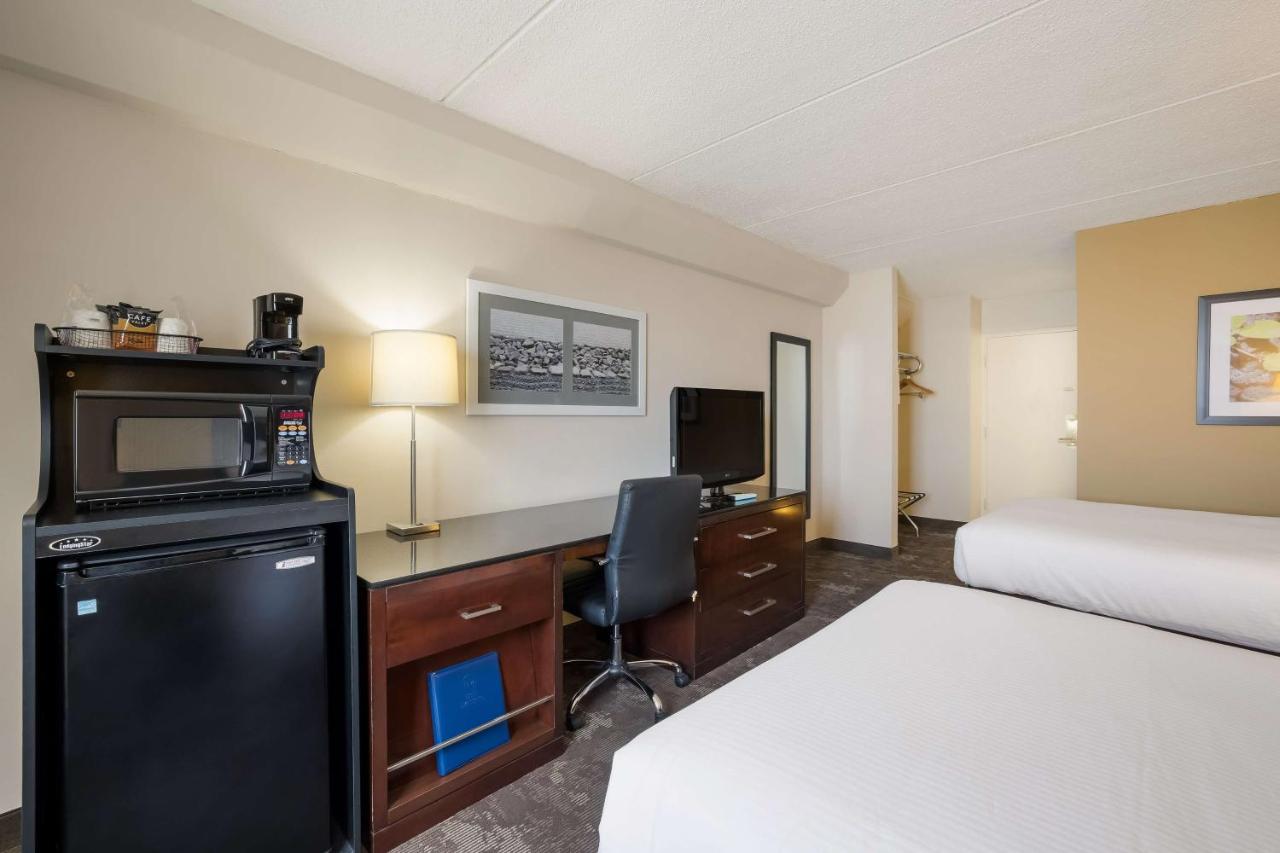 Deluxe Double Room with Two Double Beds at Best Western Riverfront Inn