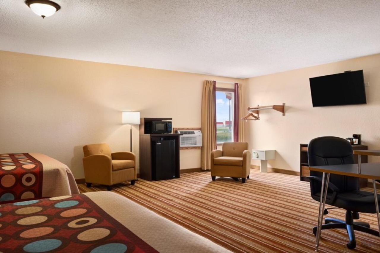 Studio Suite with Two King Beds - Non-Smoking at Baymont by Wyndham Mattoon