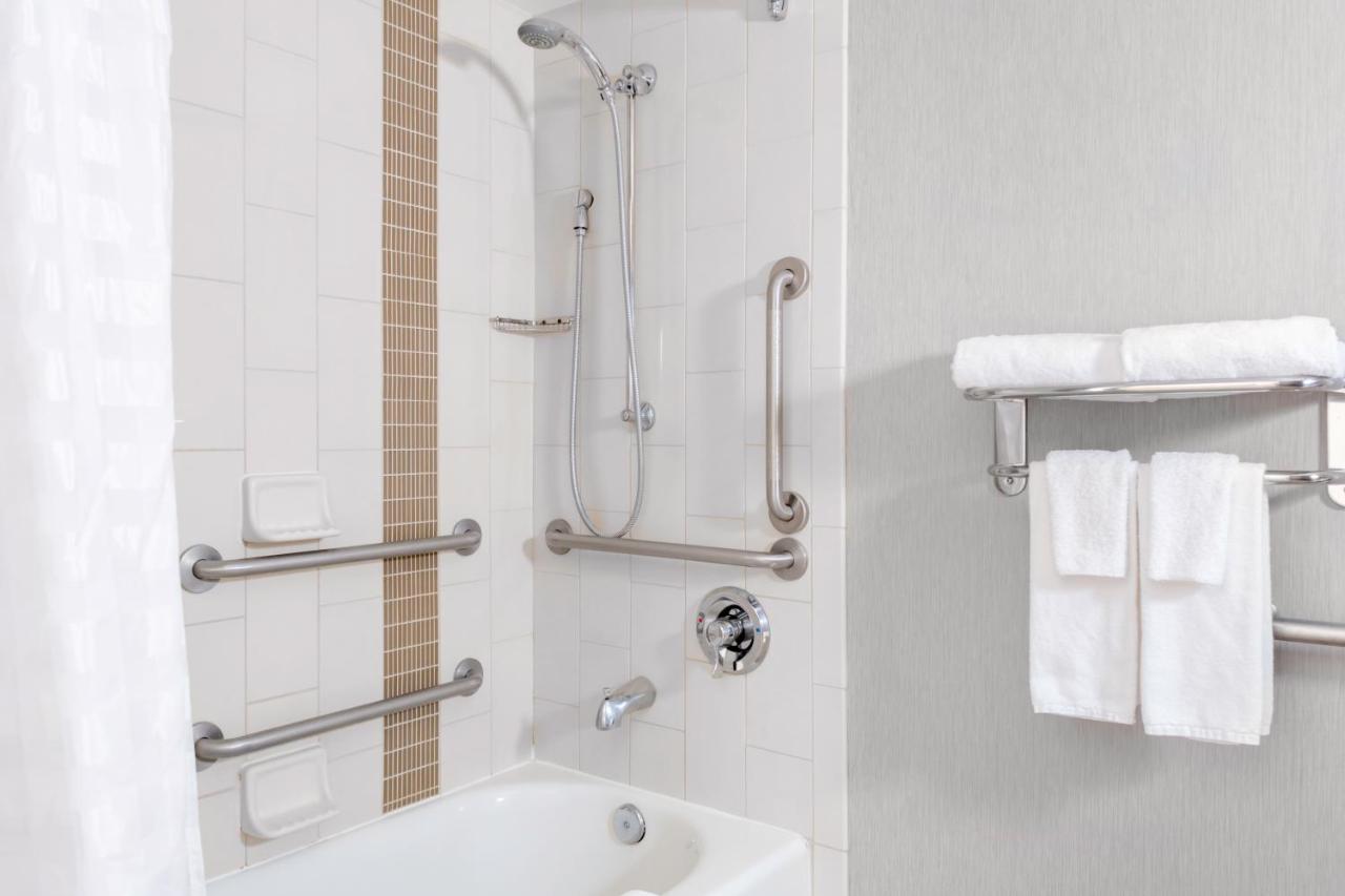 King Room with Disability Accessible Shower at Hyatt Place Dallas/Arlington