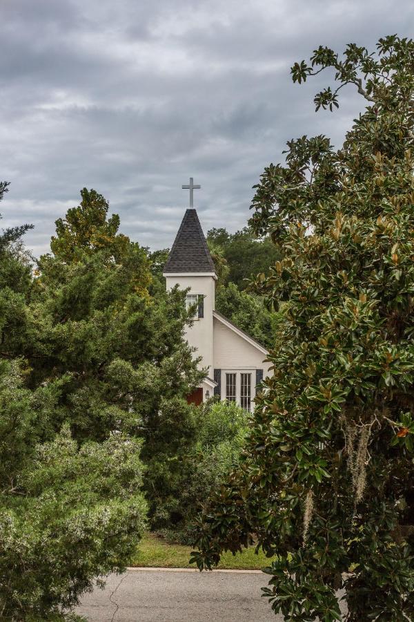 | Spencer House Inn