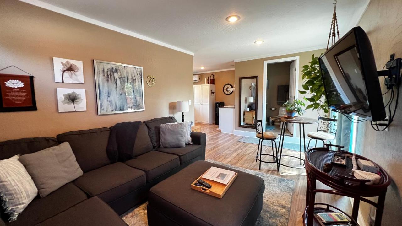  | Stunning Red Rocks; W. Sedona, Walk to trls! 1 bd!