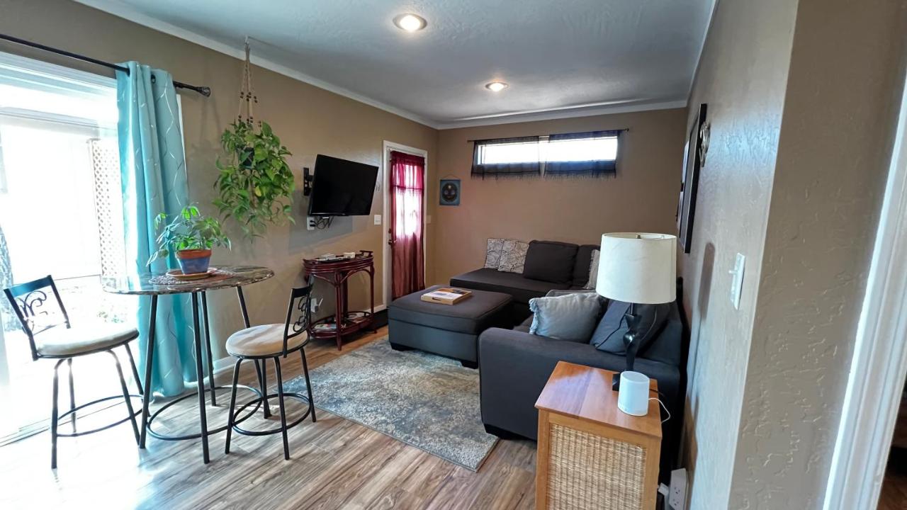  | Stunning Red Rocks; W. Sedona, Walk to trls! 1 bd!