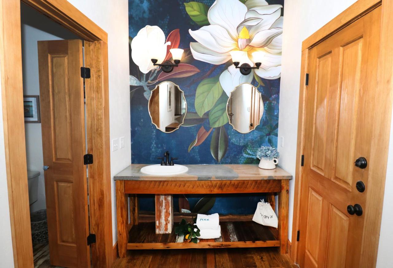  | Sweetwater Branch Inn