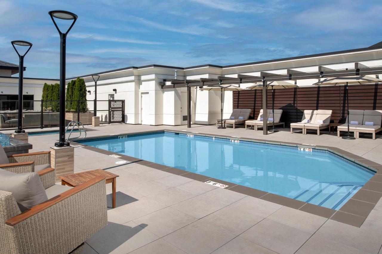  | Silver Cloud Hotel Tacoma at Point Ruston Waterfront