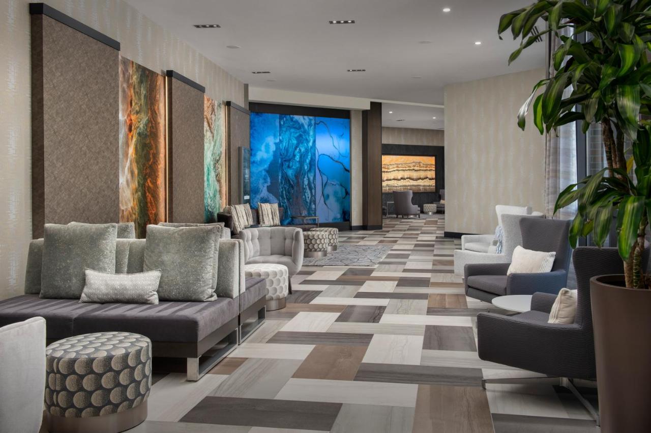  | Silver Cloud Hotel Tacoma at Point Ruston Waterfront