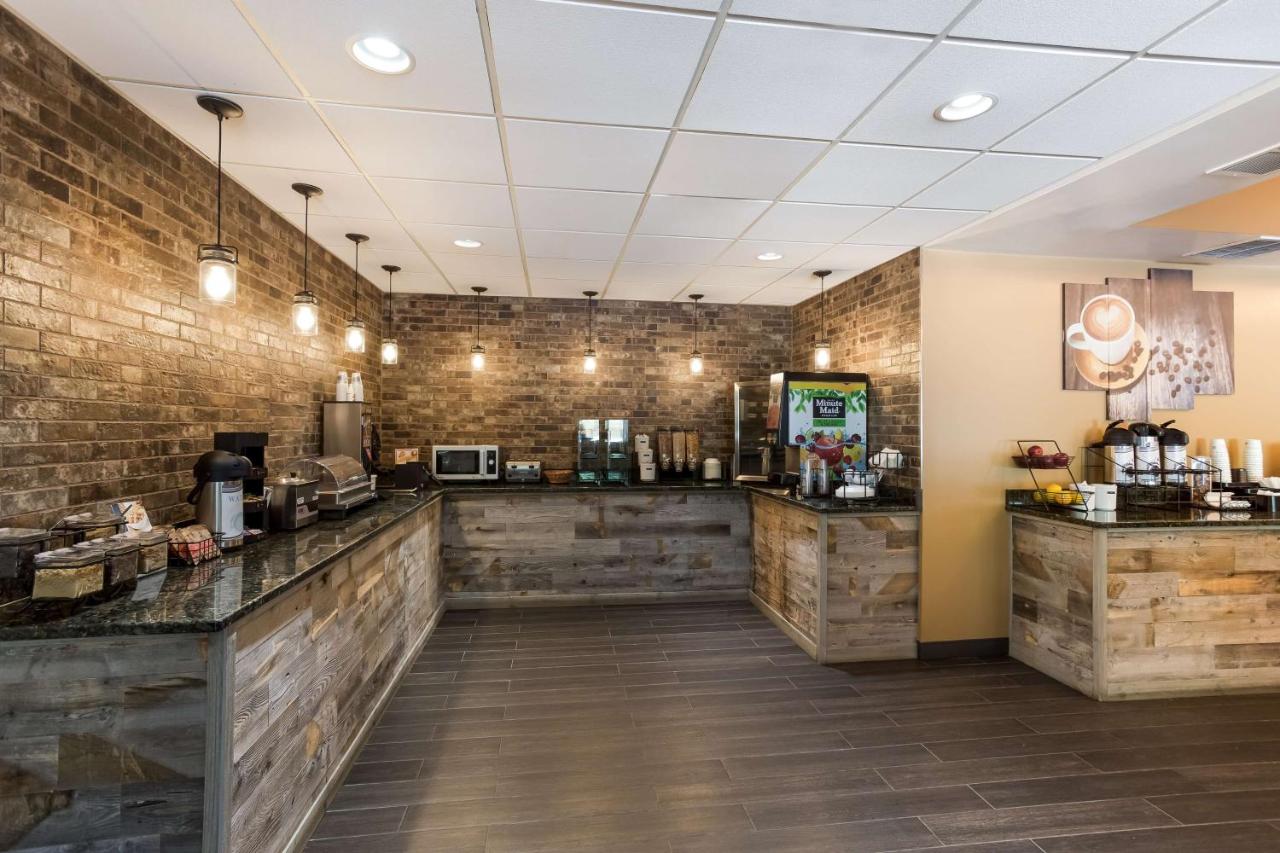| Best Western Logan Inn