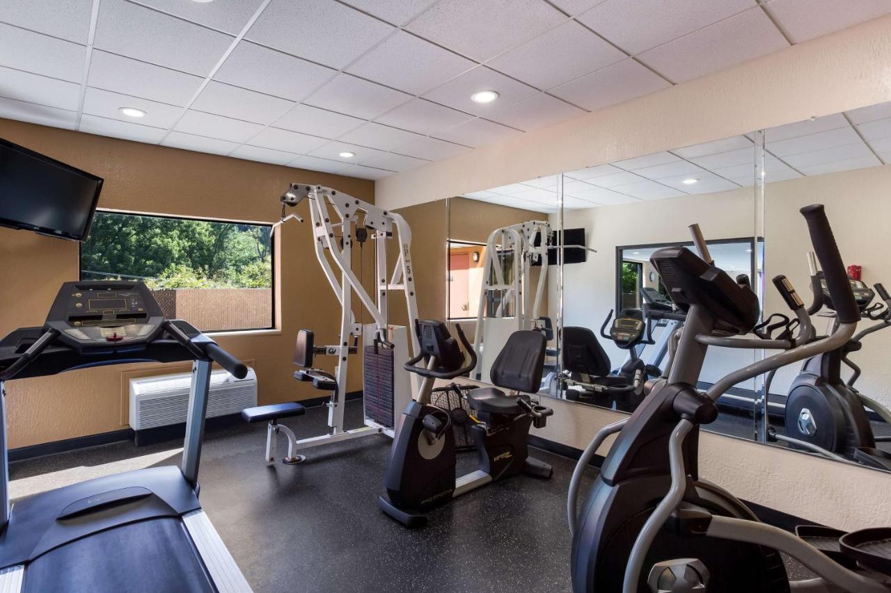 | Best Western Logan Inn