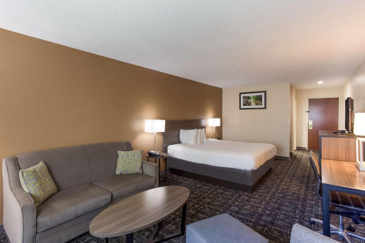 | Best Western Logan Inn