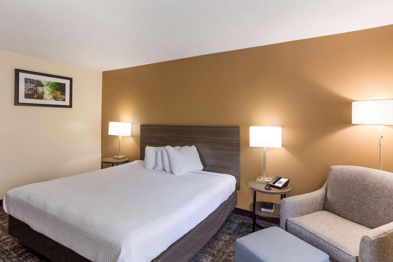 | Best Western Logan Inn
