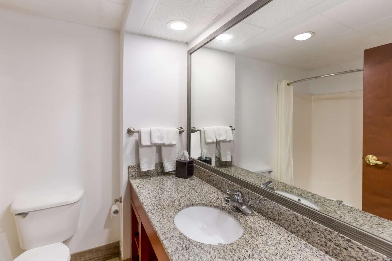 | Best Western Logan Inn