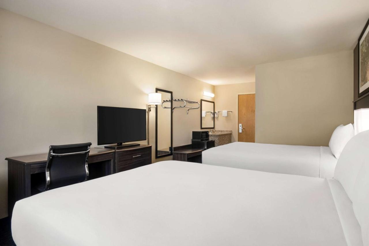 Queen Room with Two Queen Beds at Baymont by Wyndham Elko