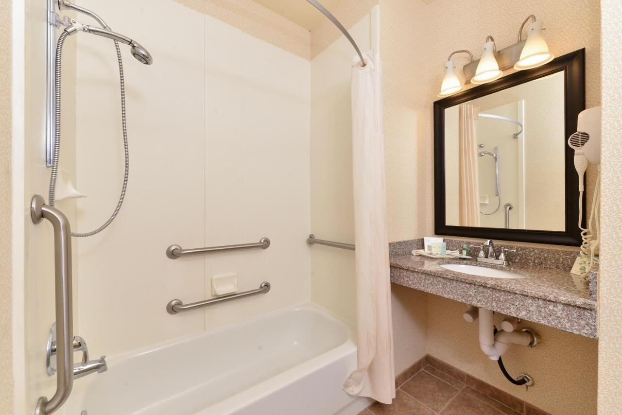 Queen Room with Two Queen Beds - Non-Smoking at Comfort Suites Alexandria North