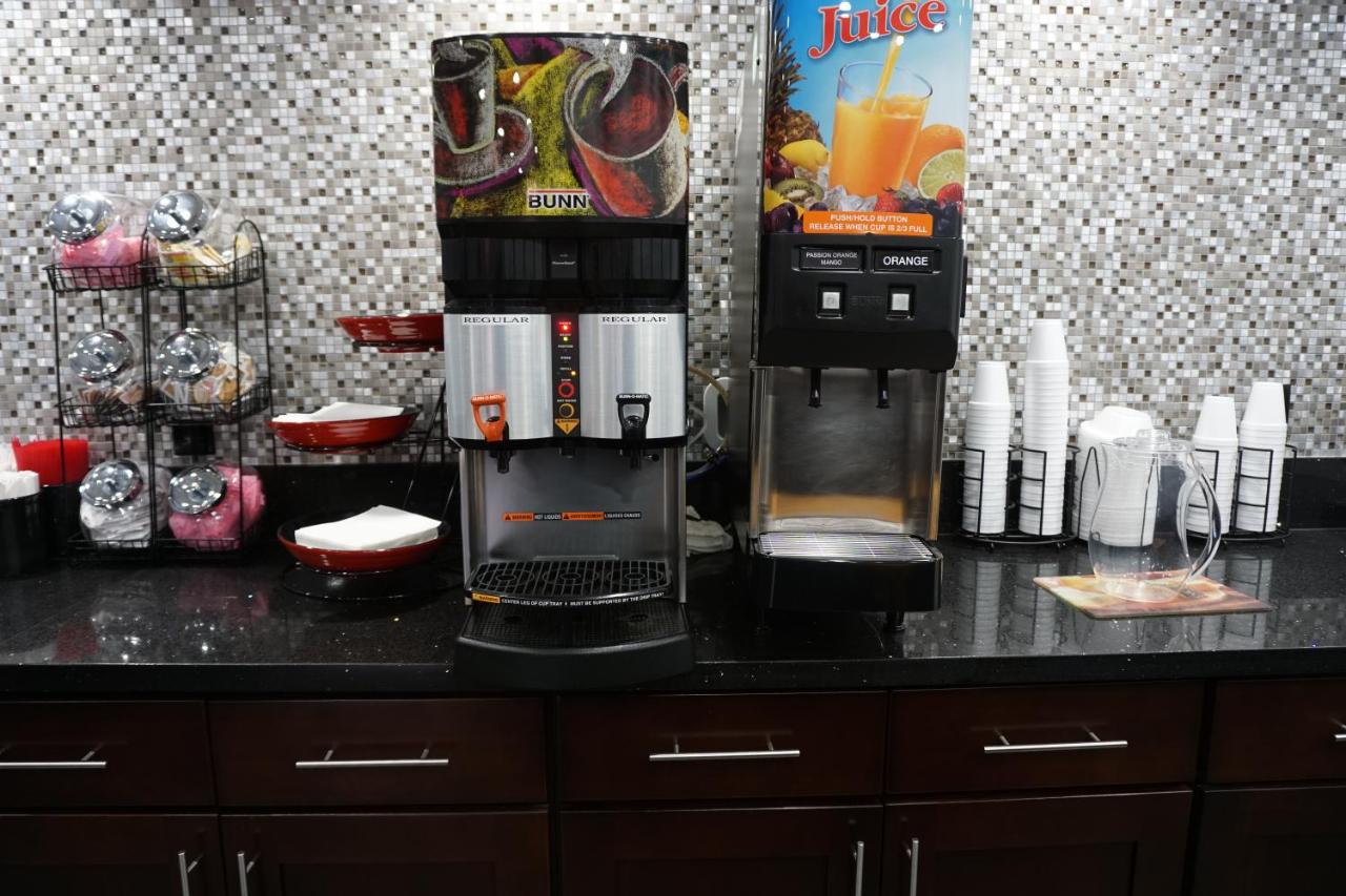 | Hollywood Inn Express LAX