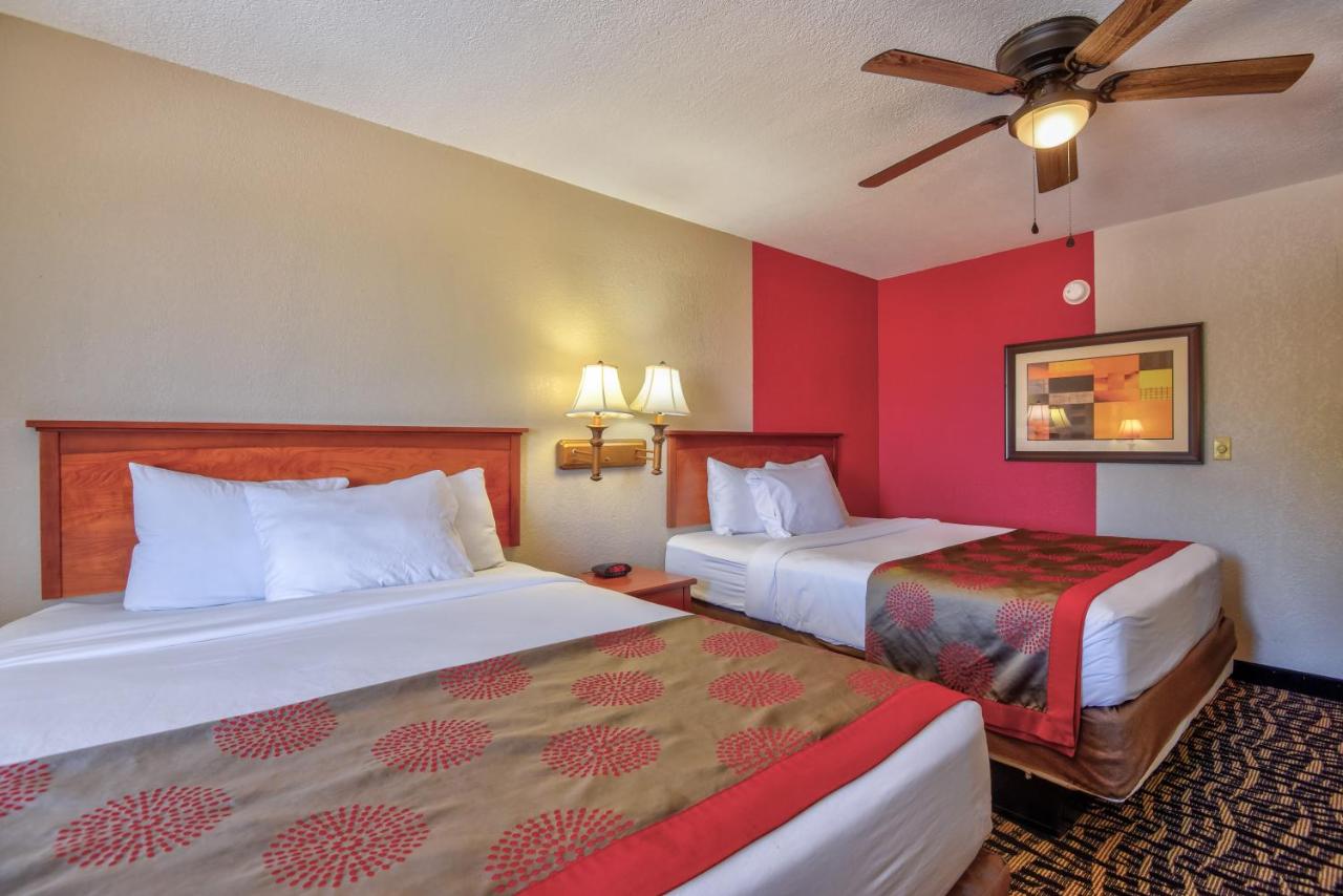 Queen Room with Two Queen Beds - Non-Smoking at Ramada by Wyndham Oklahoma City Airport North