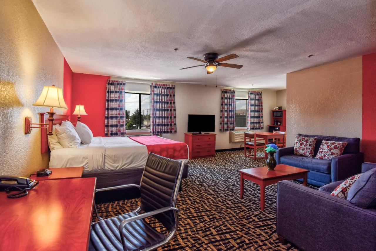 King Studio Suite - Non-Smoking at Ramada by Wyndham Oklahoma City Airport North