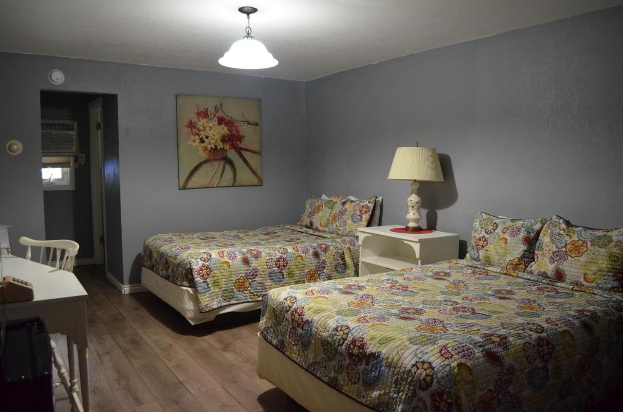 | Gateway Inn