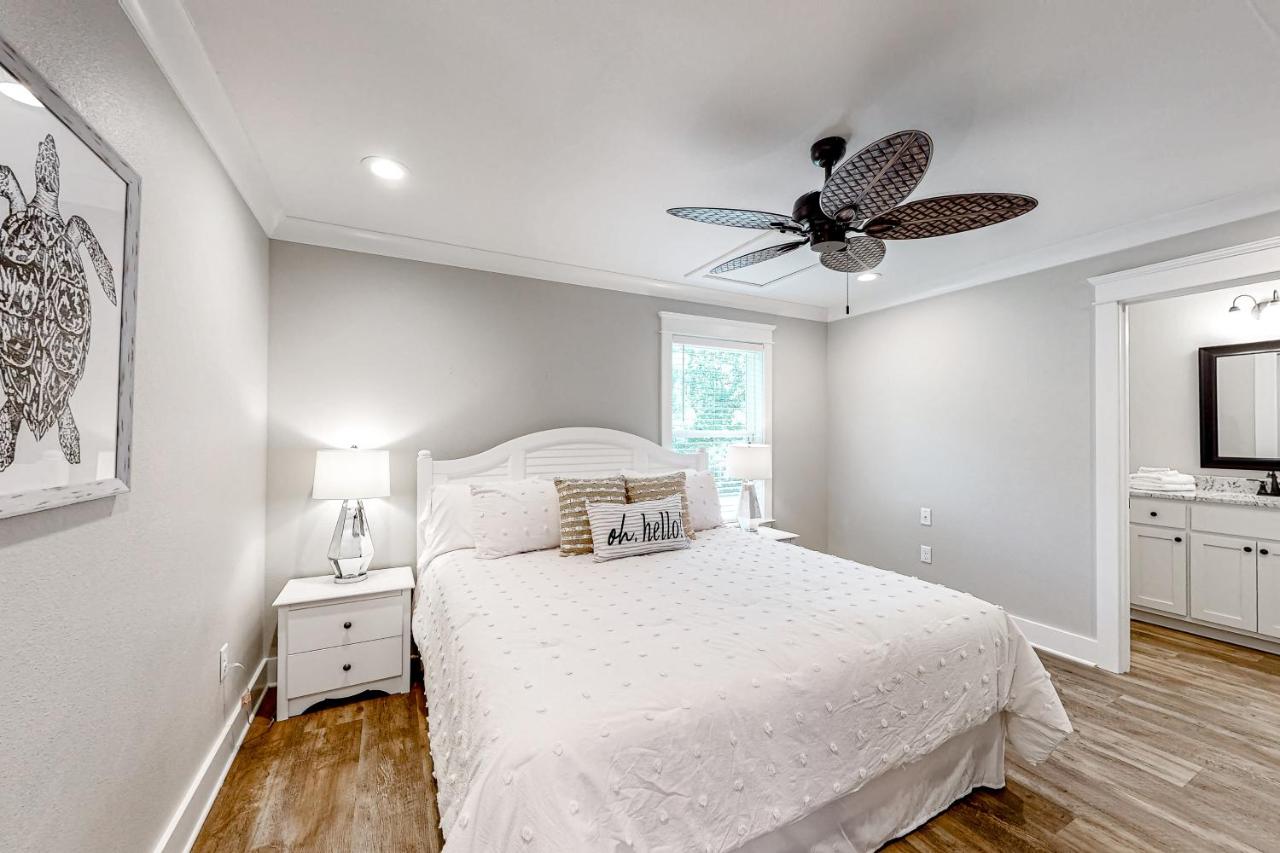 | Beach Cottage West