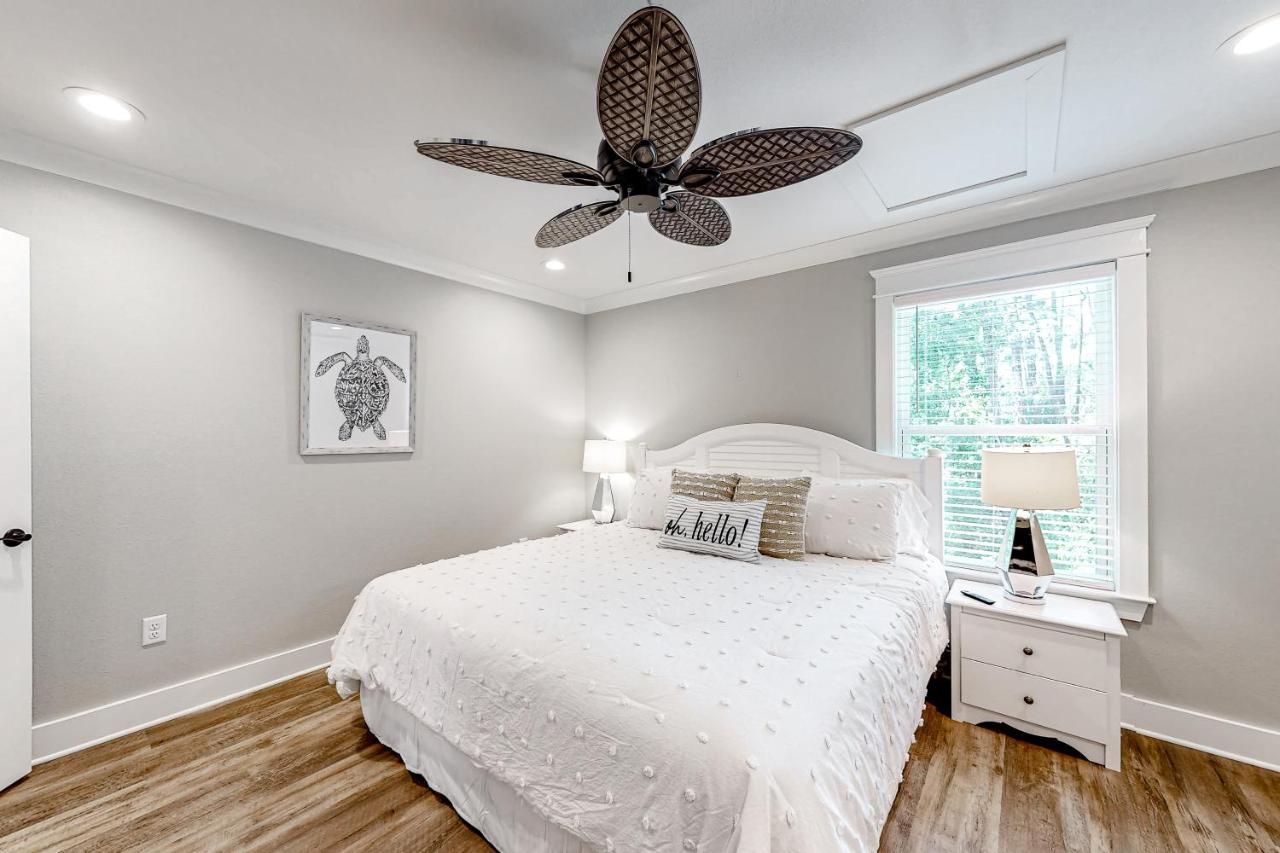 | Beach Cottage West